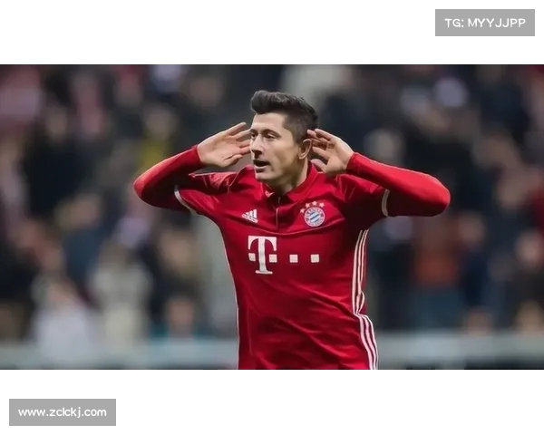 拜仁与门将施密特续约至2027年并租借至乌尔姆展现新规划